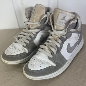 Air Jordan women’s mid wolf grey aluminum sneaker shoes size 7.5